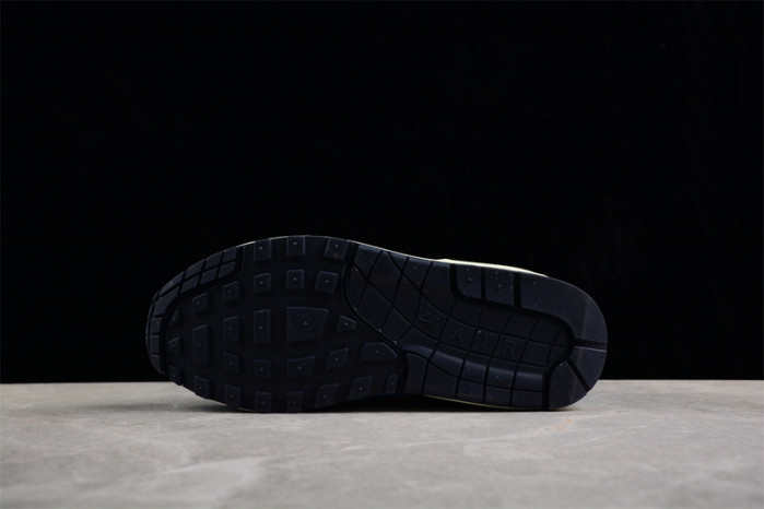 nike air max 1    fb8915-400