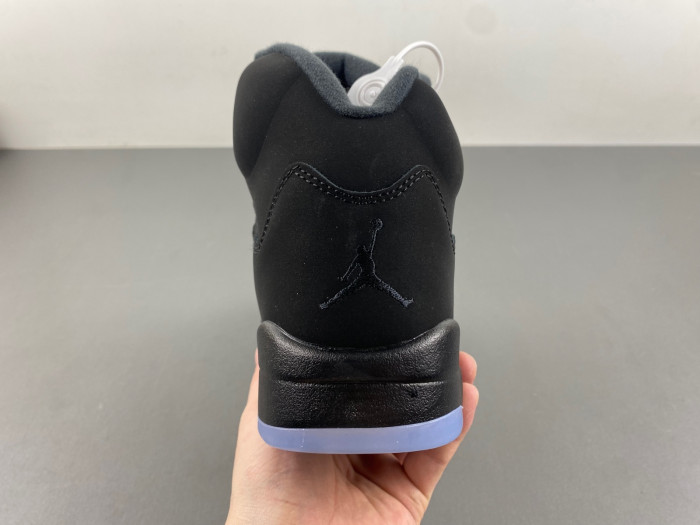 air jordan 5  “black metallic reimagined” hf3975-001